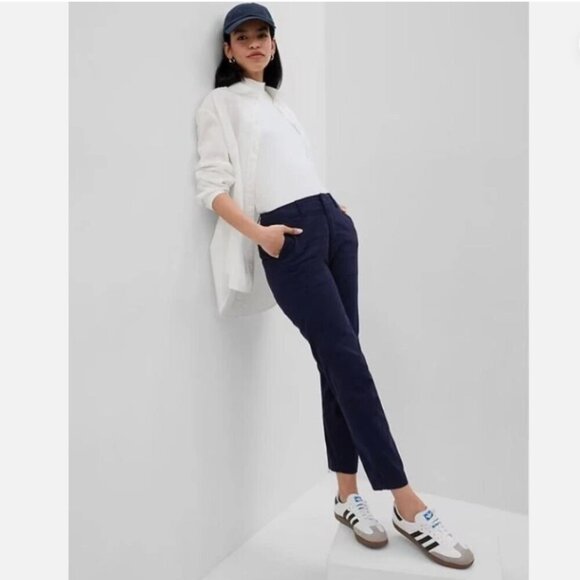 GAP High Rise Stretch Twill Girlfriend Khakis Indigo Navy Blue Pants 2 PETITE - Picture 1 of 10